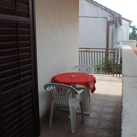 Апартаменты Ana *