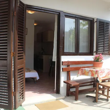 Апартаменты Ana Задар